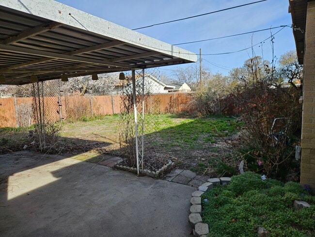 Photo - 5380 S 4420 W Unit 1