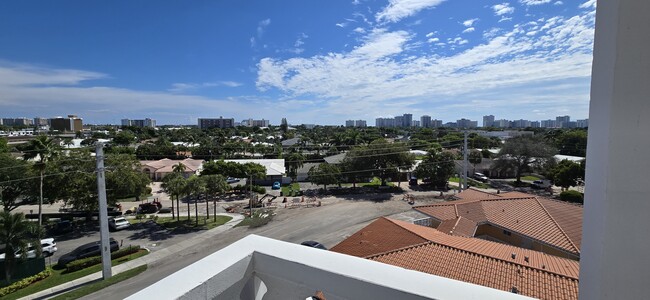 Photo - 2500 NE 48th Ln Condominio Unidad 602