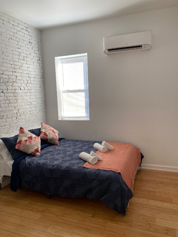 Photo - 4406 Lancaster Ave Unidad 2 rear