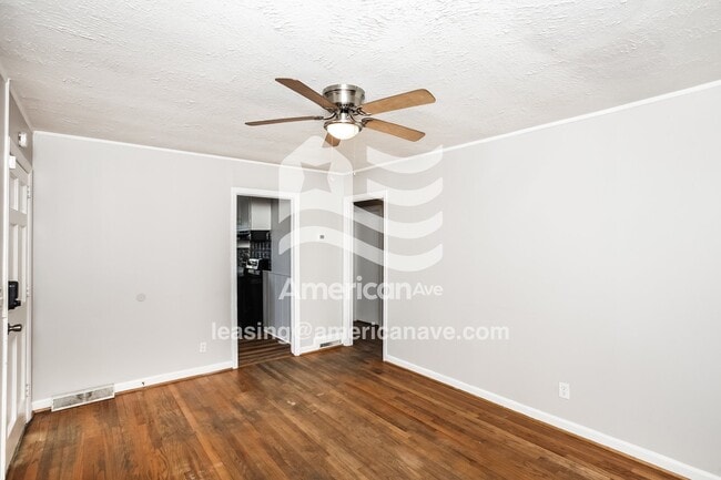 Photo - 1210 Carter St