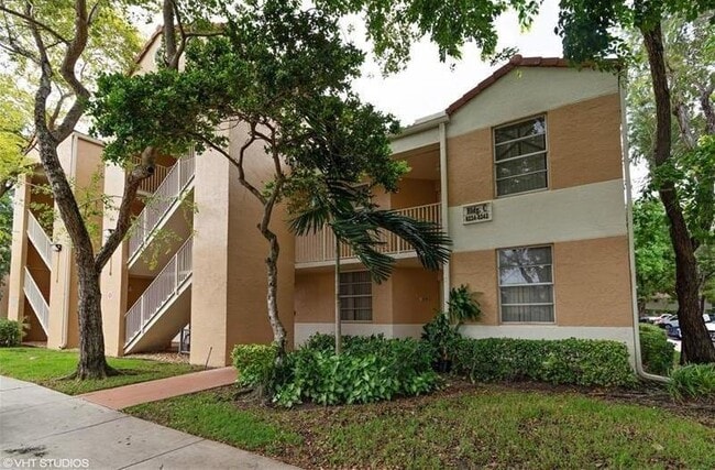 Building Photo - 8242 NW 24th St Unit 8242