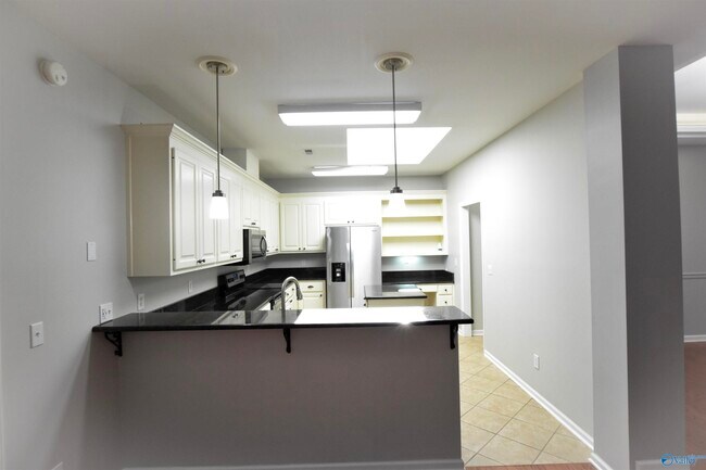 118 Canterbury Dr