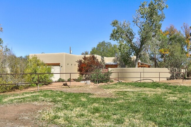 Building Photo - 120 Espinosa Rd