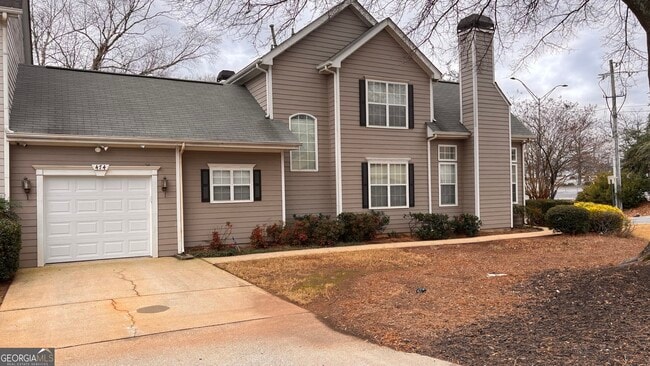 Photo - 474 Fraser St SE