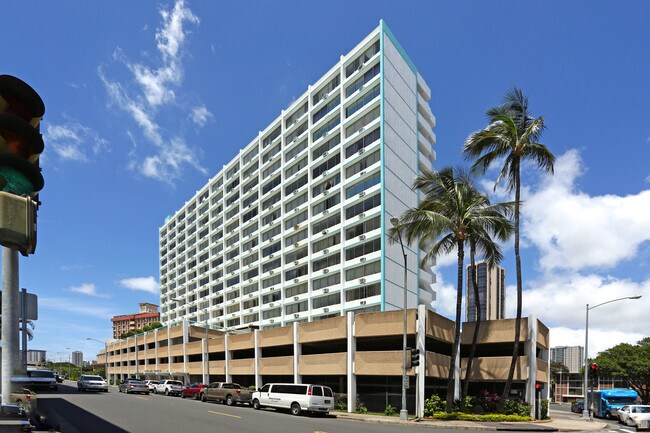 Primary Photo - Kapiolani Terrace