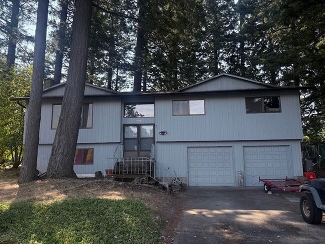 Building Photo - Among the Trees Rental