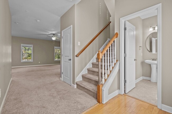 Photo - Welcome to Wynbrookee Lane!