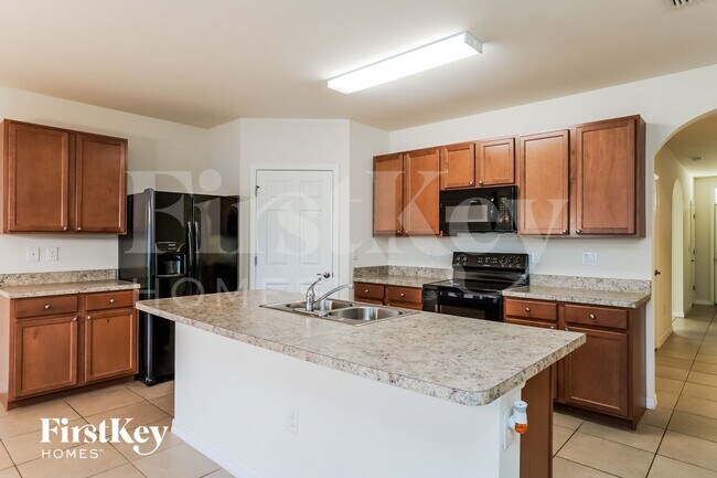 Photo - 237 SE 3rd St