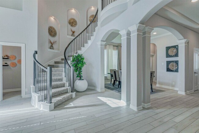 Photo - 24402 Kingelm Lk Dr