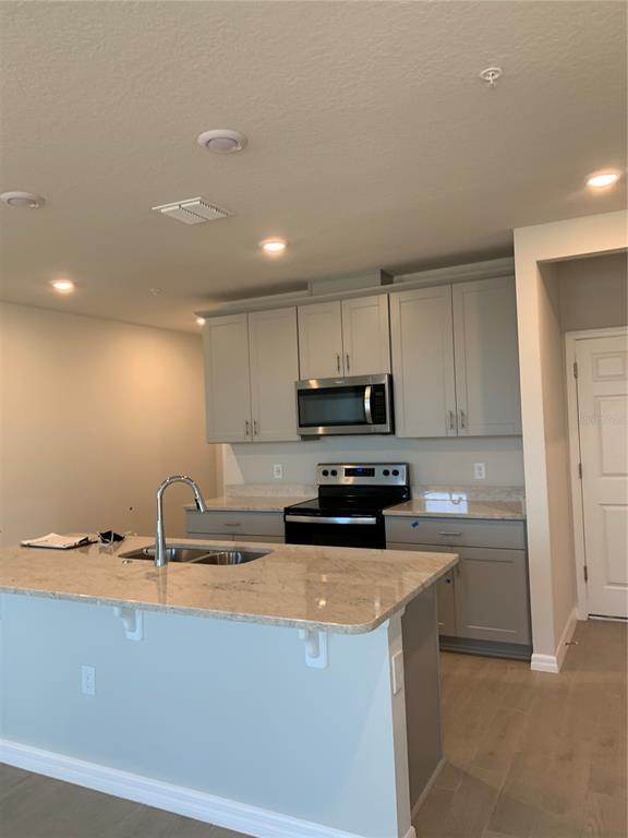 Photo - 2565 Red Spruce Wy