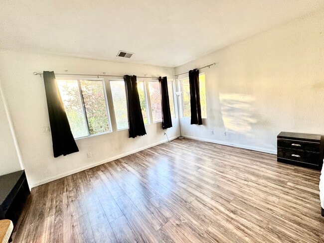 Building Photo - 4030 Bouquet Park Ln Rental