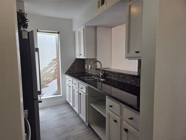 Photo - 10075 Westpark Dr Condo Unit 40