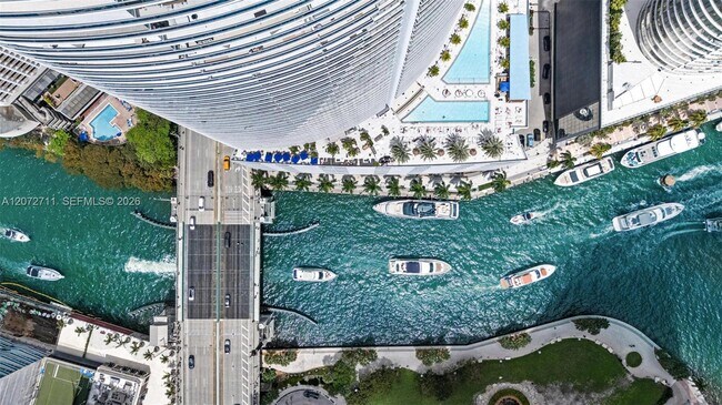 Photo - 200 Biscayne Blvd Way Unidad 3311