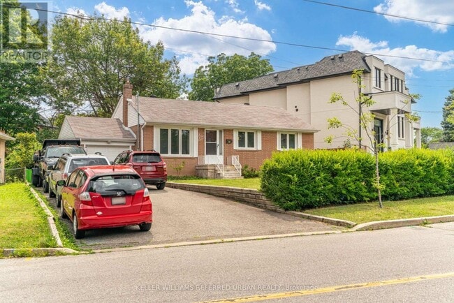Photo - 163 Newton Dr
