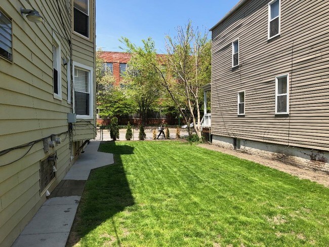 Photo - 1709 Irving Park W Rd Unidad 2