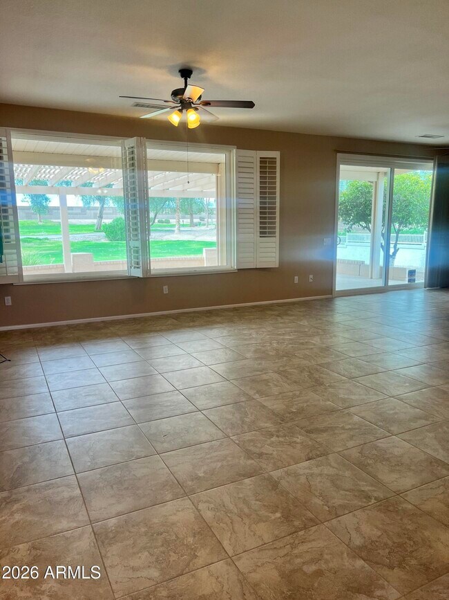 15186 W Las Brizas Ln