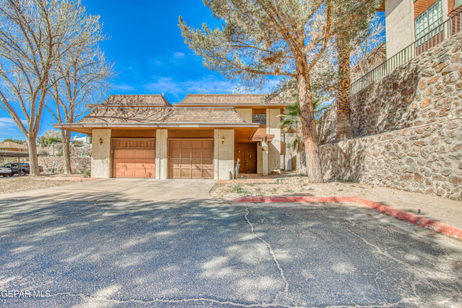 Building Photo - 421 Irondale Dr Rental