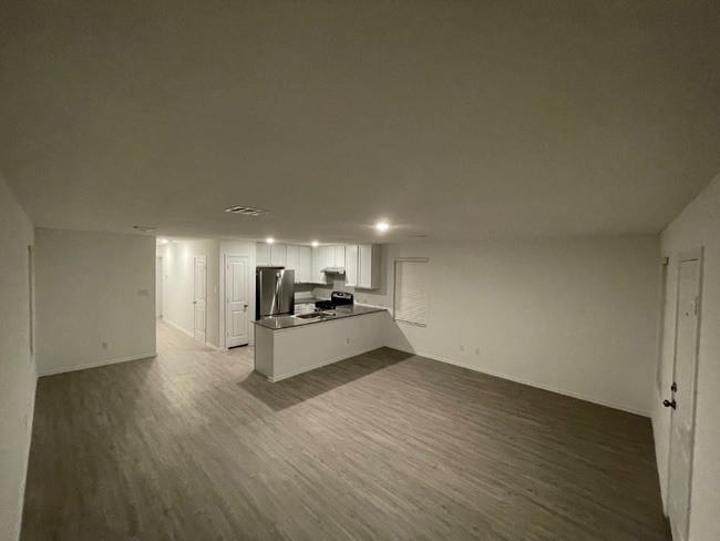 Photo - 14234 Llama Pl