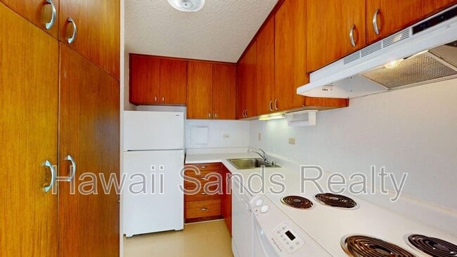 Photo - 710 Lunalilo St