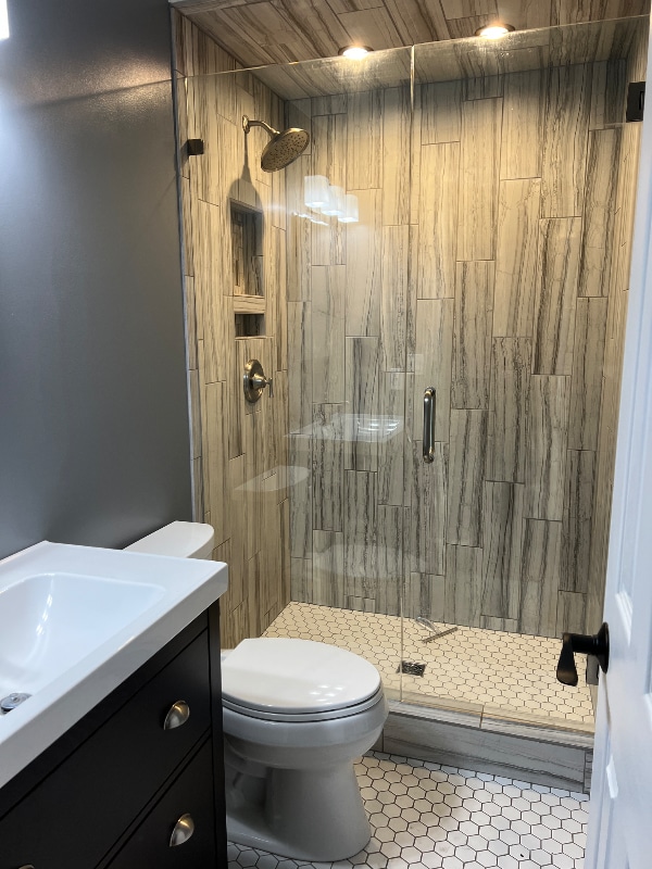 Photo - 222 Independence Blvd