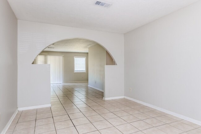 Photo - 807 Sulphur St