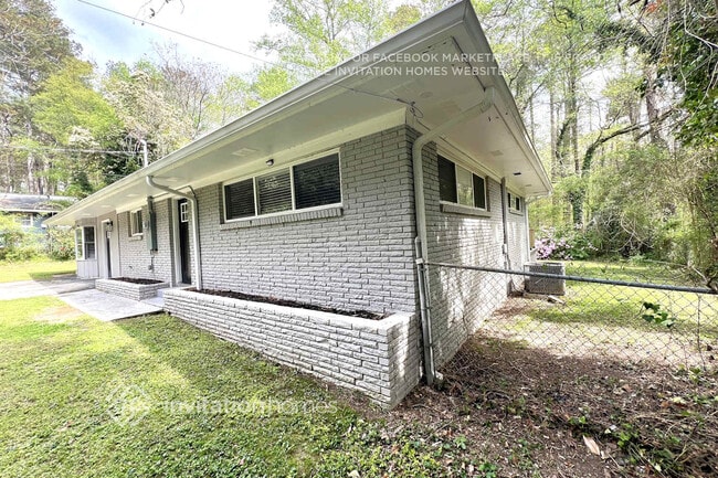 Photo - 4484 Marjorie Rd SW