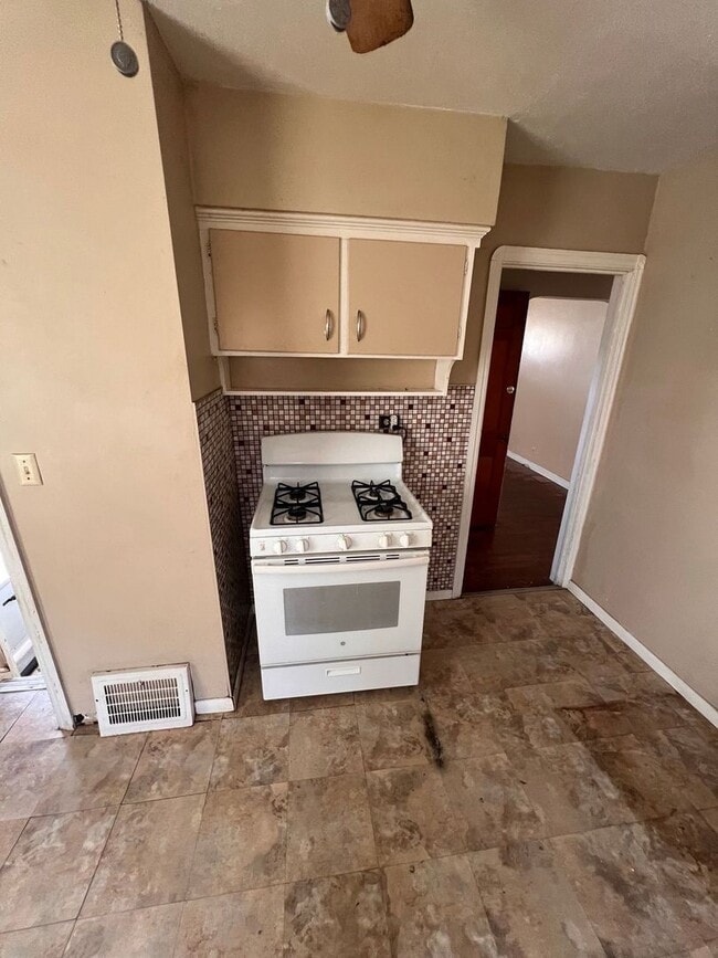 Photo - 3914 Brookside Blvd