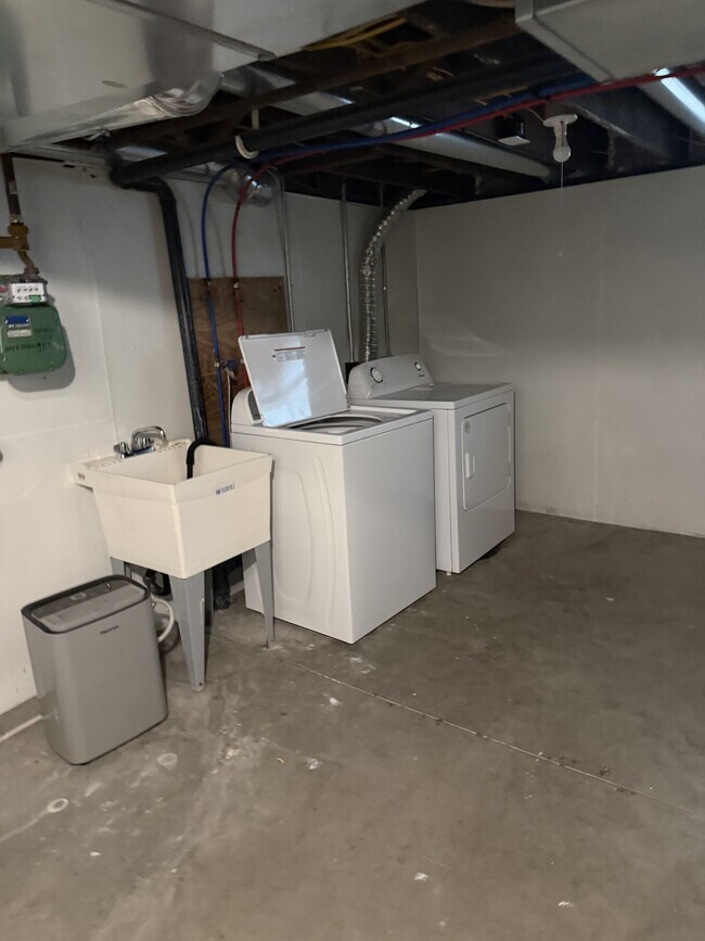 Photo - 1069 Ackley St Unit 1
