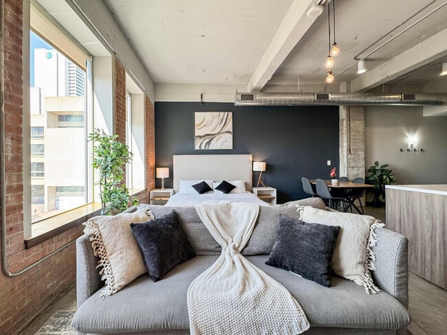 Photo - 555 Evergreen St Unidad ID1324864P