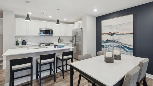 Photo - 5235 Long Pointe Pass