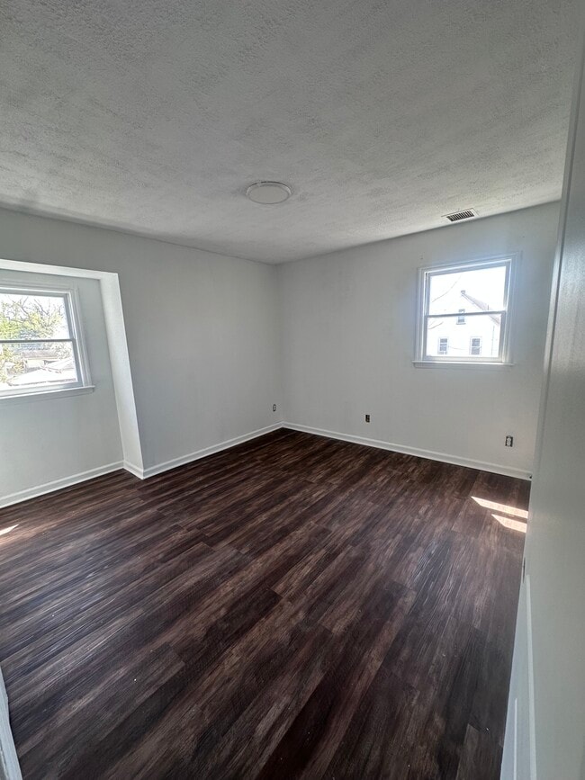 Photo - 91 Cambridge Ave Unidad Garfield