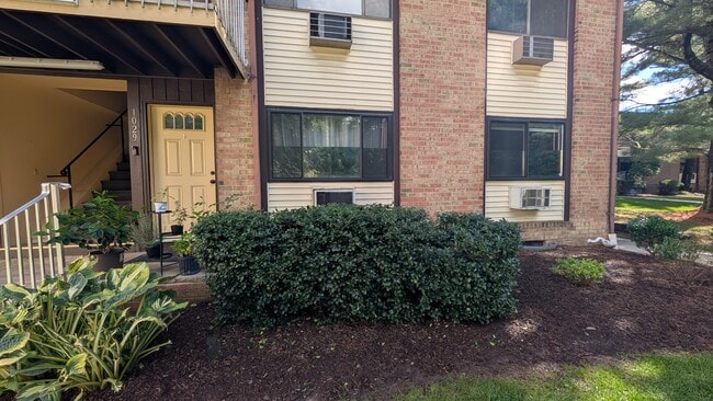 Photo - 1029 Cricket Ln