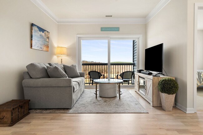 Photo - 1410 Peters Farm Wy Unit 1410