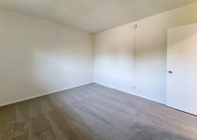 Photo - 1644 Electric Ave Unidad 4