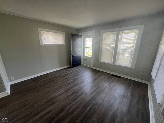 Photo - 4919 Orion Ave