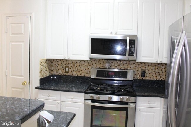 Photo - 2663 Manhattan Pl Unit 109