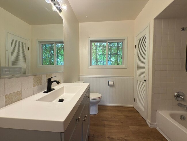 Photo - 8907 E Boone Ave