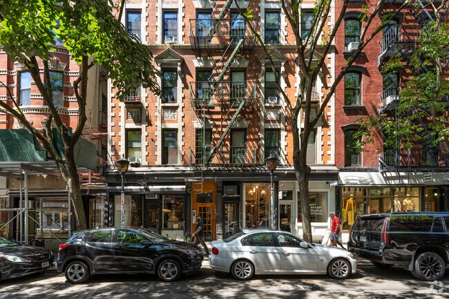 Photo - 235 Elizabeth Street