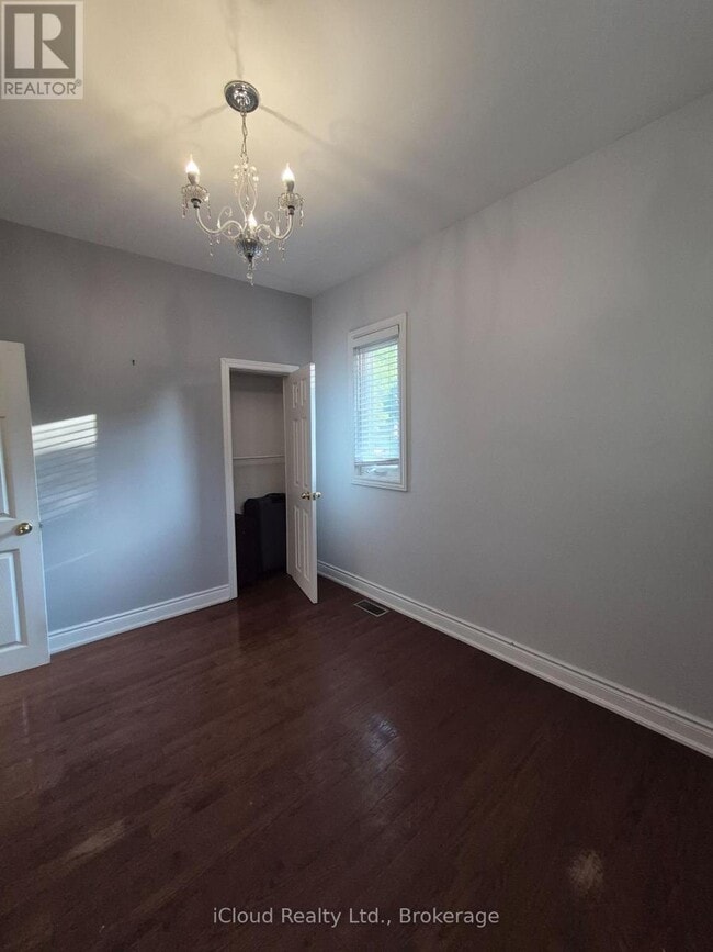 Photo - 54 Twenty Third St