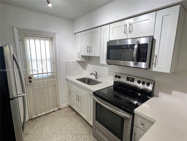 Photo - 1057 SW 7th St Unit 1