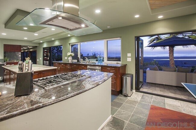 Photo - 835 Seabright Ln