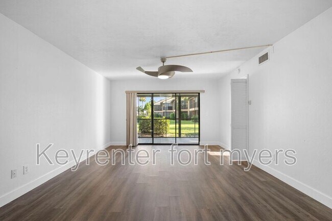 Photo - 15456 Admiralty Cir