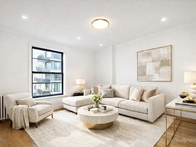 Photo - 172 Union St