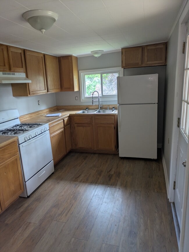 Photo - 265 Park Ave Unit B