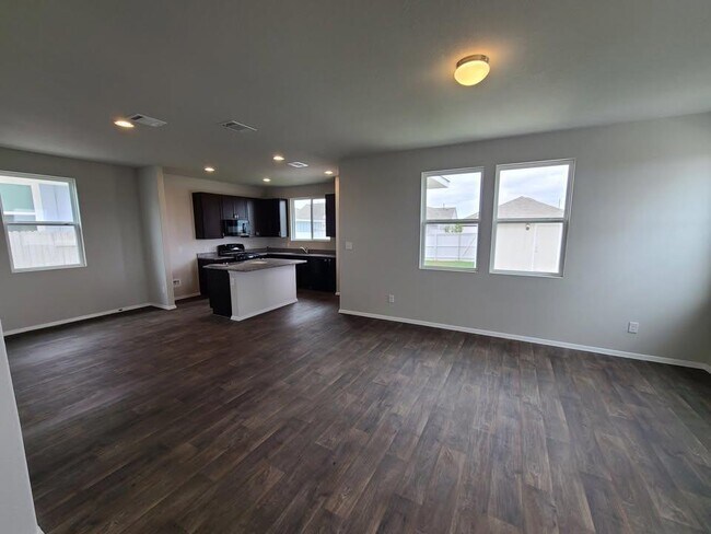 Photo - 156 Huckleberry Ln