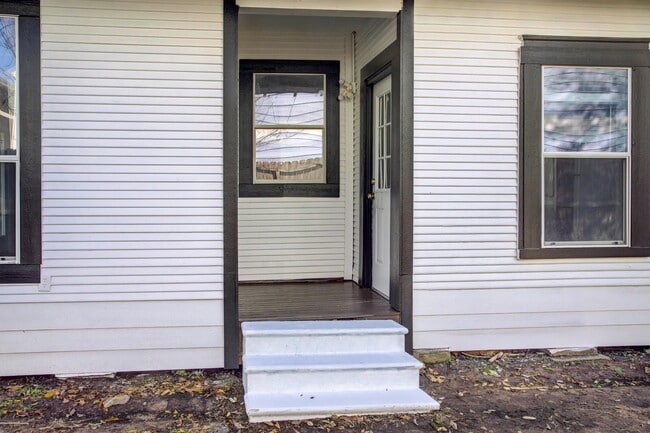 Photo - 1436 Dorothy St