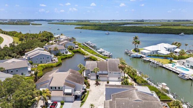 Building Photo - 2488 Harbour Cove Dr