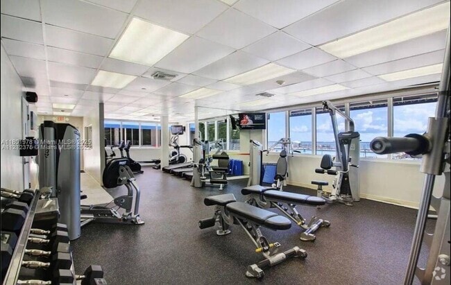 Building Photo - 19201 Collins Ave Unit 1121 Rental