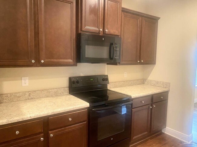 Photo - 8746 Bradfield Dr