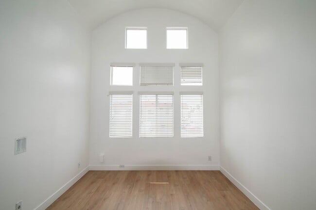 Photo - 425 N Alvarado St Unidad 108